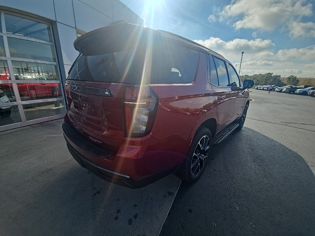 2021 Chevrolet Tahoe RST photo 3