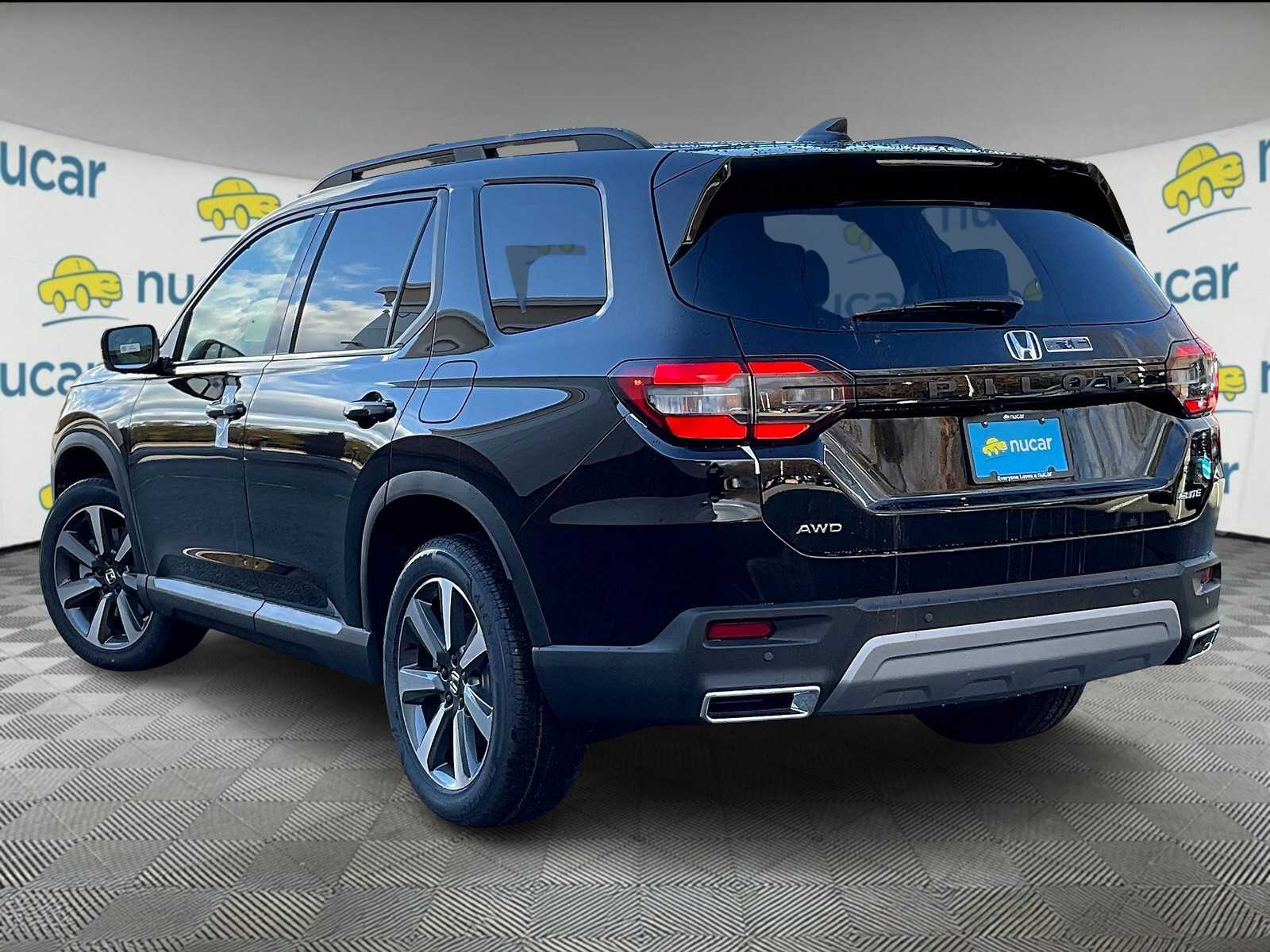2025 Honda Pilot Elite photo 3