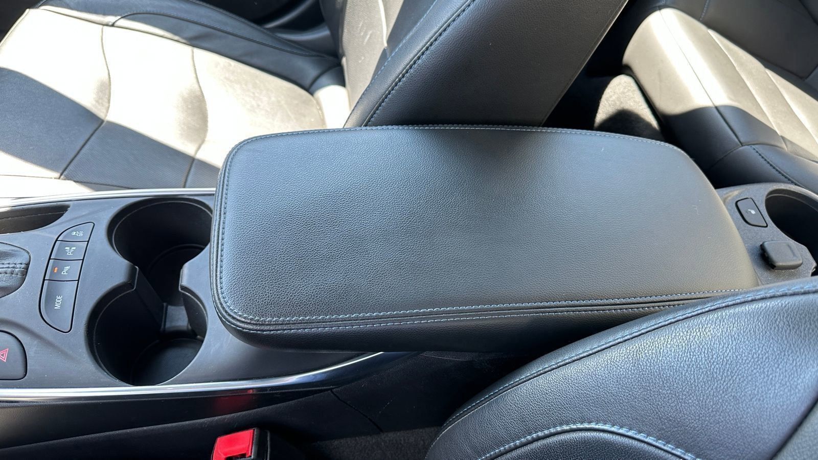 2018 Chevrolet Volt Premier photo 13