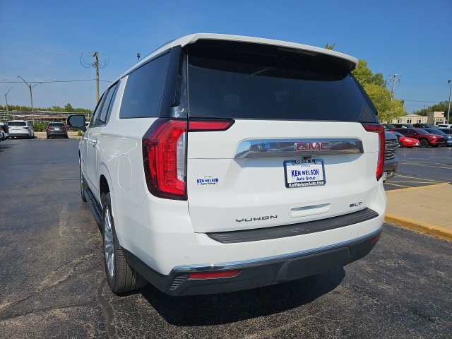 2023 Gmc Yukon XL SLT photo 2