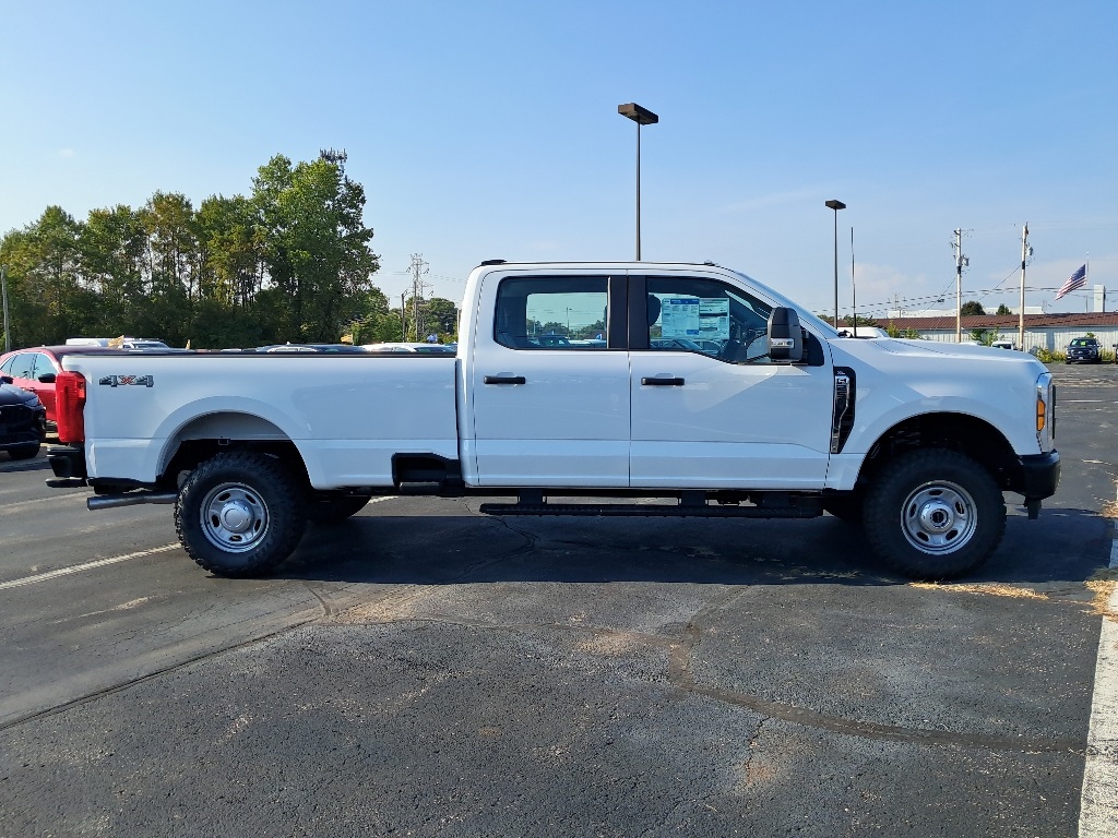 2026 Ford F-250 XL photo 3