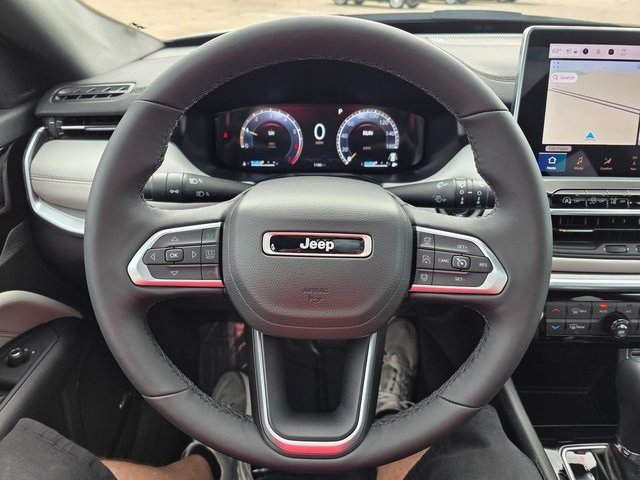 2025 Jeep Compass Limited photo 24