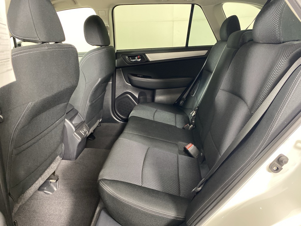 2019 Subaru Outback 2.5i Premium photo 21