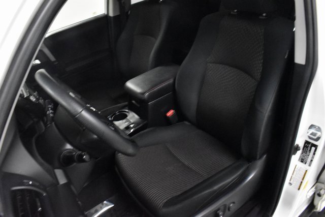 2019 Toyota 4Runner TRD photo 11
