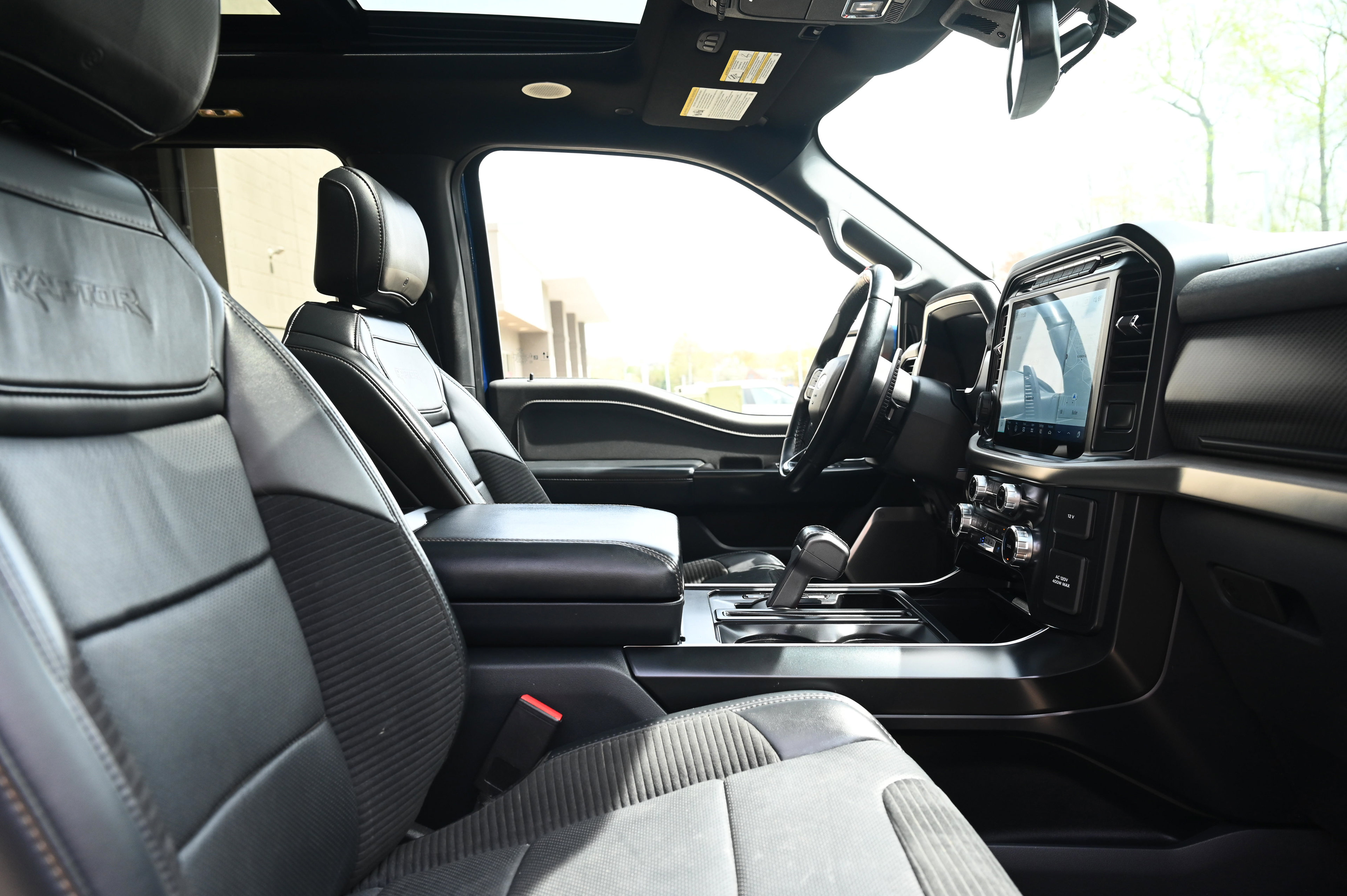 2022 Ford F-150 Raptor photo 34