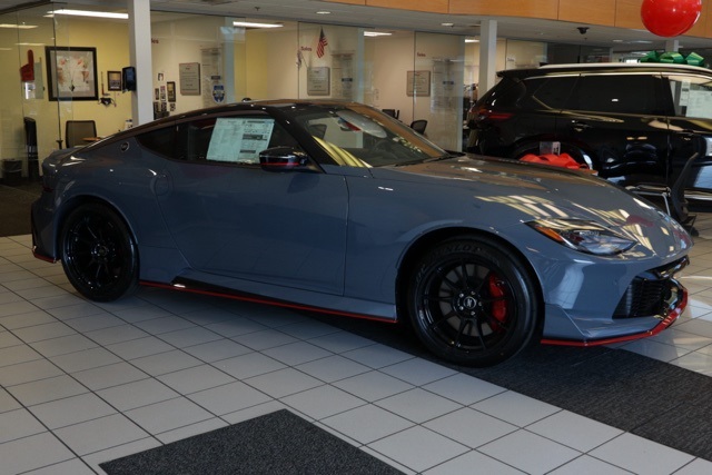 2024 Nissan Z Nismo photo 3