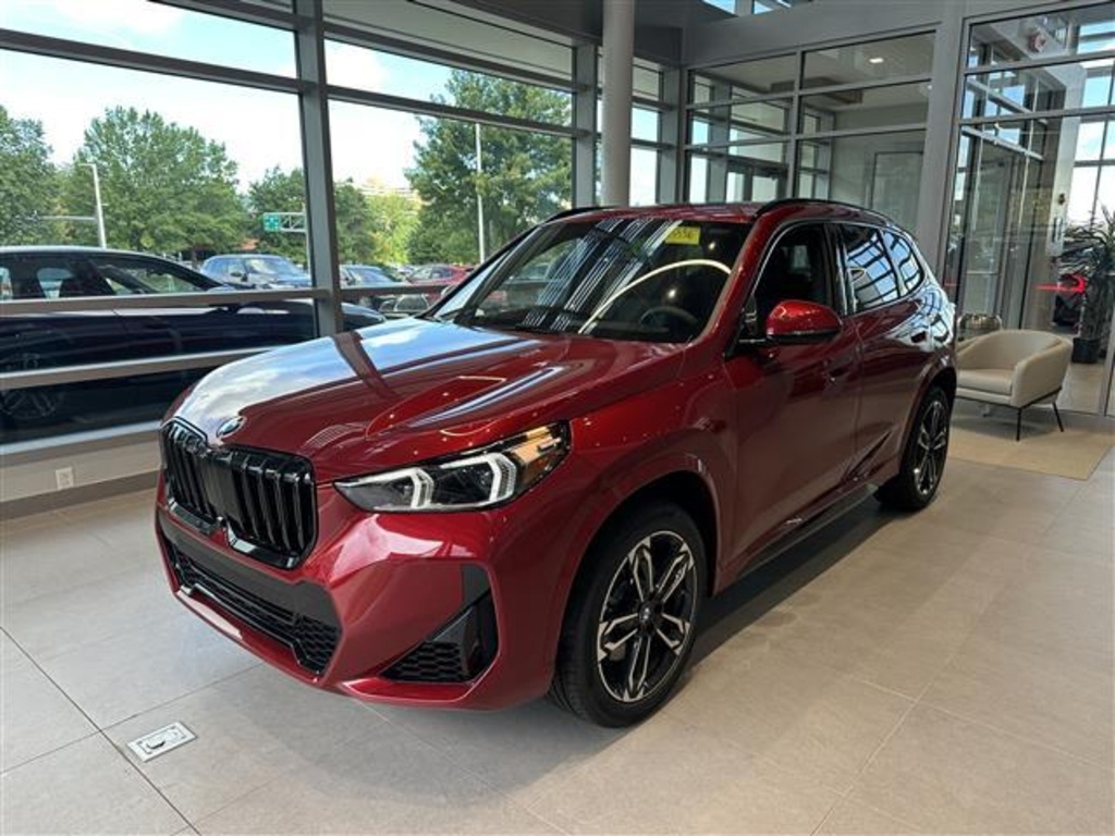 BMW X1　xDrive28i バーミリオンレッド BMW X1 xDrive28i バーミリオンレッド The 2018 BMW X1 xDrive28