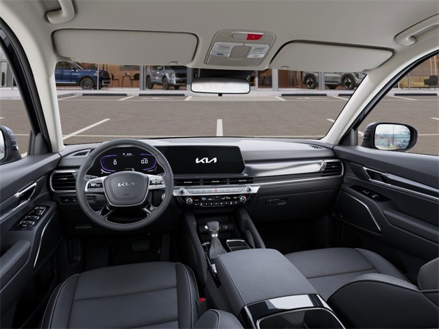 2025 Kia Telluride LX photo 13