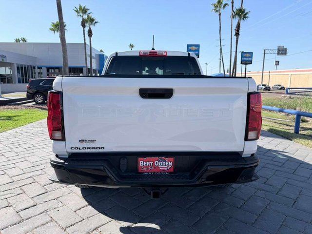 2024 Chevrolet Colorado Trail Boss photo 3