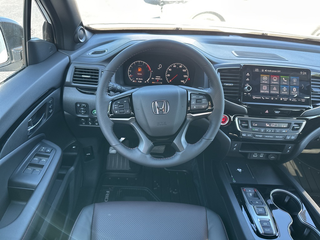 2025 Honda Ridgeline Black Edition photo 18