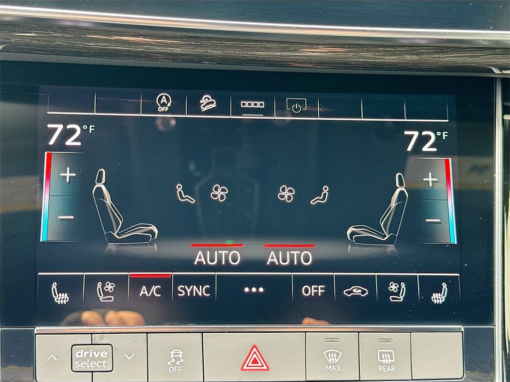 2025 Audi Q8 55 Premium Plus photo 13