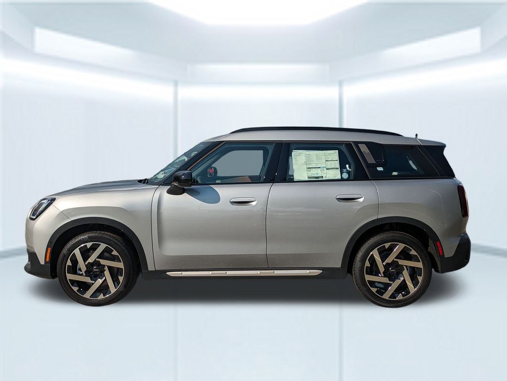 2025 Mini Countryman S ALL4 photo 2