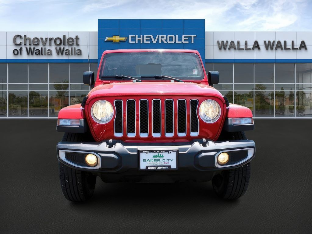 2023 Jeep Wrangler Sahara photo 2