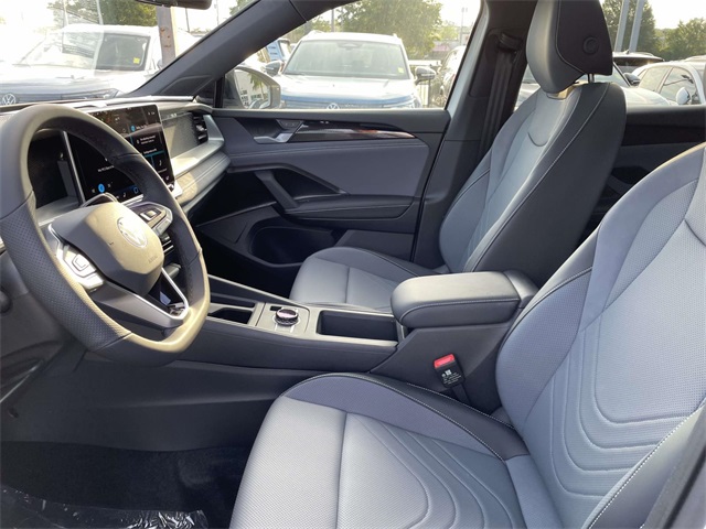 2025 Volkswagen Tiguan SE R-Line Black photo 15