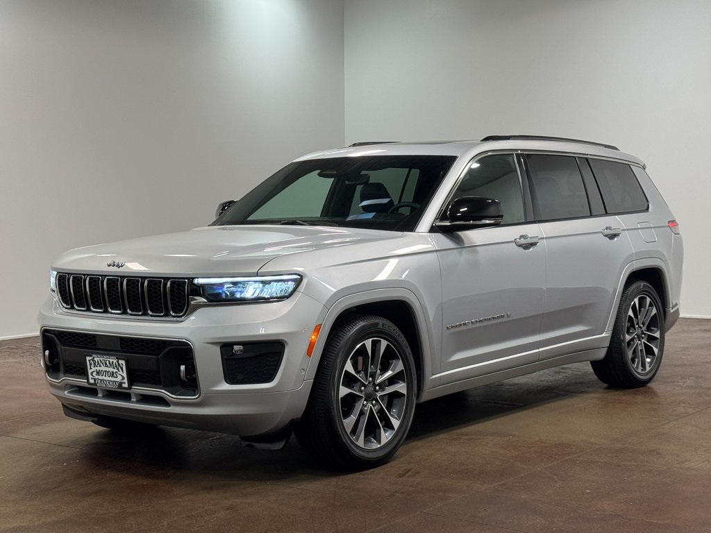2024 Jeep Grand Cherokee Overland photo 5