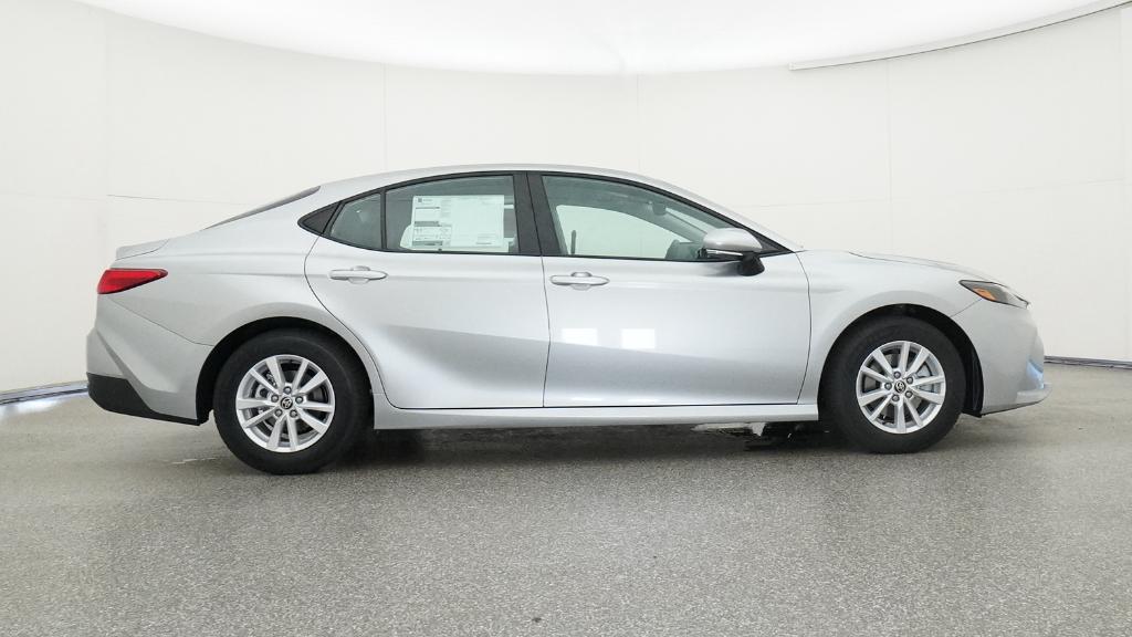 2026 Toyota Camry LE photo 26