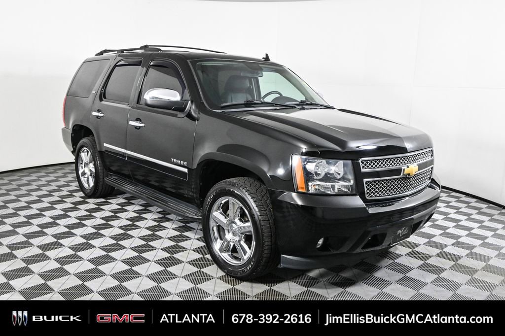 2013 Chevrolet Tahoe LTZ photo 24
