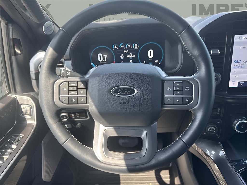 2023 Ford F-150 Lariat photo 12