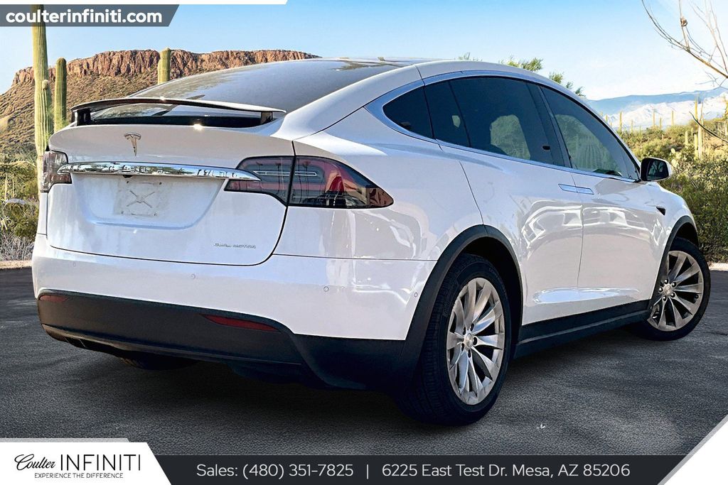 2020 Tesla Model X Long Range photo 2