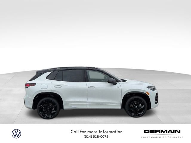 2026 Volkswagen Tiguan SE R-Line Black photo 4