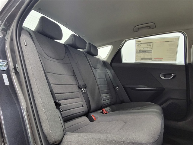 2025 Kia K4 EX photo 16