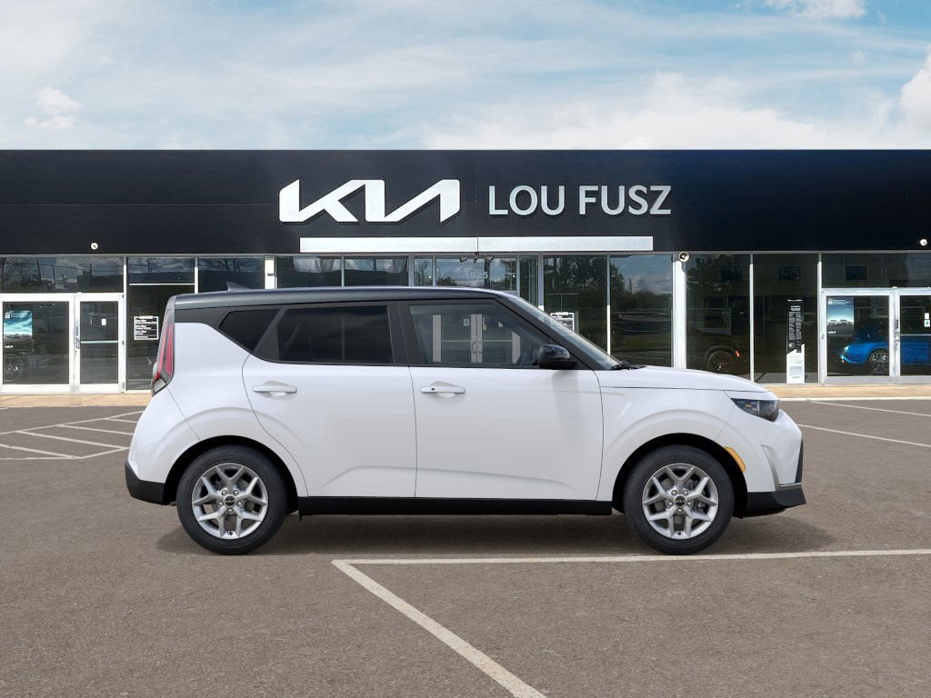 2025 Kia Soul S photo 4