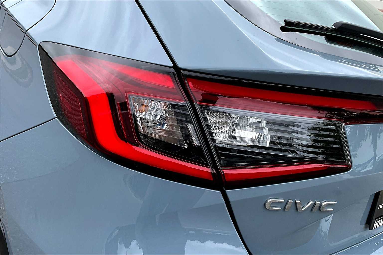 2023 Honda Civic Hatchback Sport photo 27