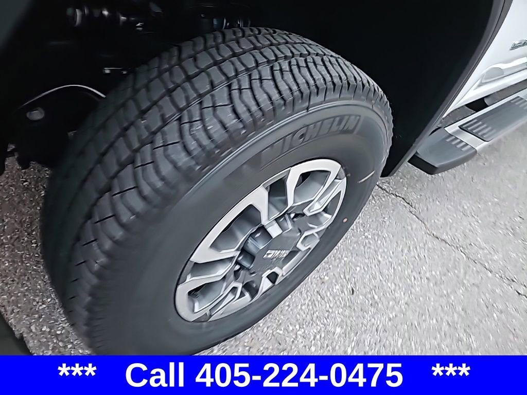 2026 Gmc Sierra 2500 HD SLT photo 4