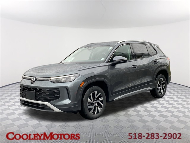 2026 Volkswagen Tiguan S's photo