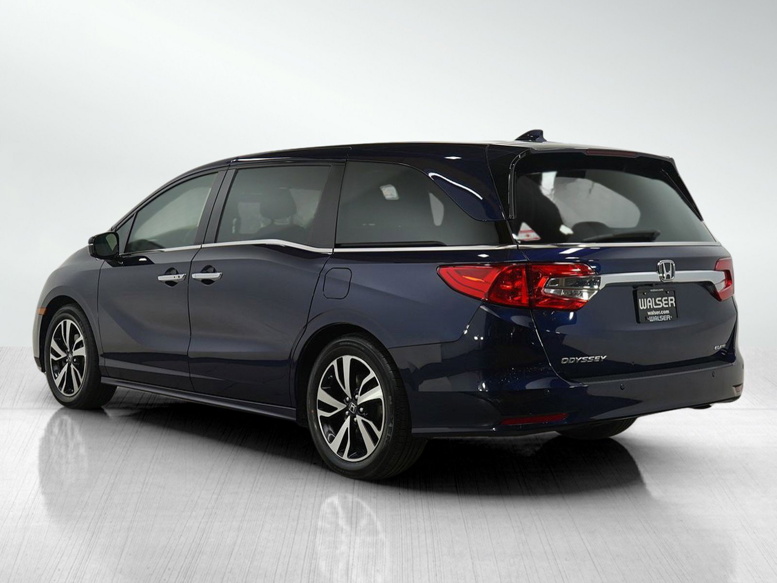 2018 Honda Odyssey Elite photo 3