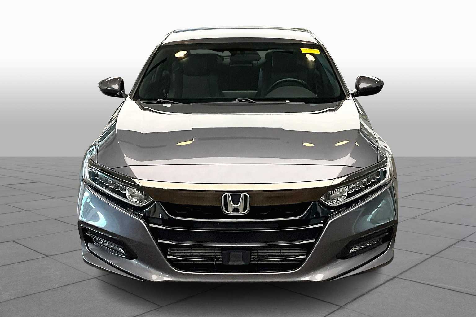 2020 Honda Accord Sport photo 3