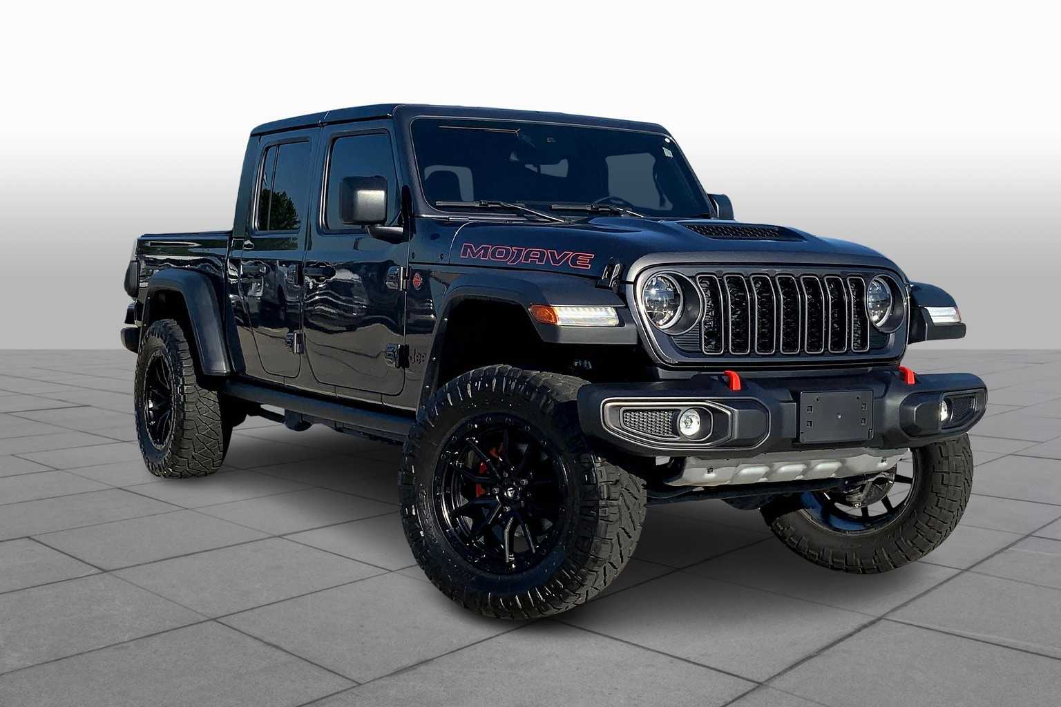 2024 Jeep Gladiator Mojave photo 2