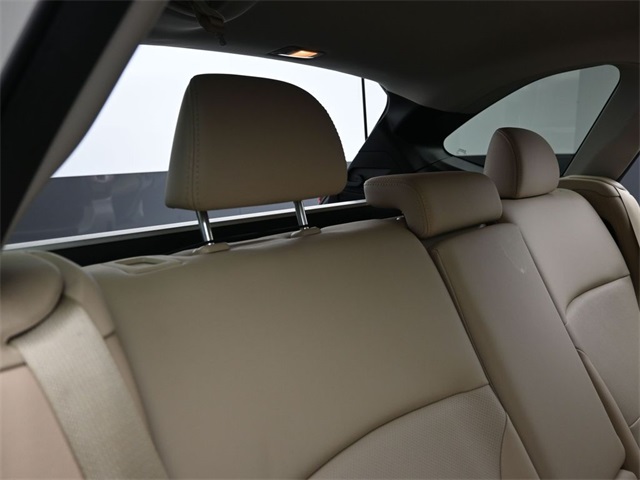 2017 SUBARU OUTBACK - Image 27