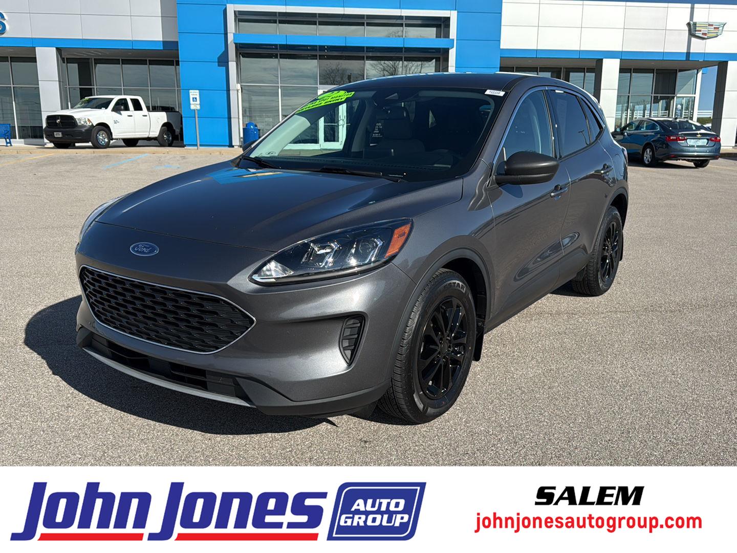 2022 Ford Escape SE's photo