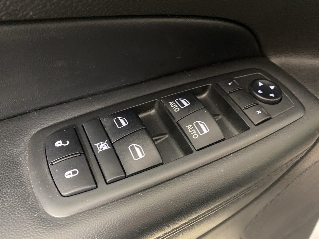 2019 Jeep Grand Cherokee Limited photo 21