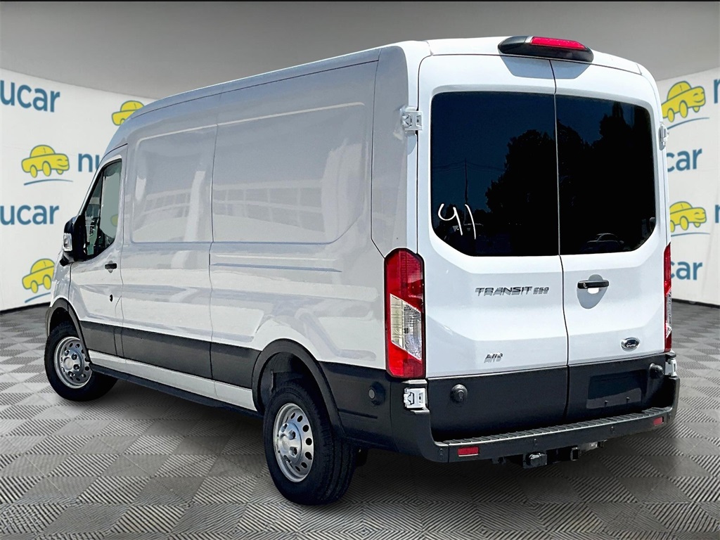2025 Ford Transit photo 3