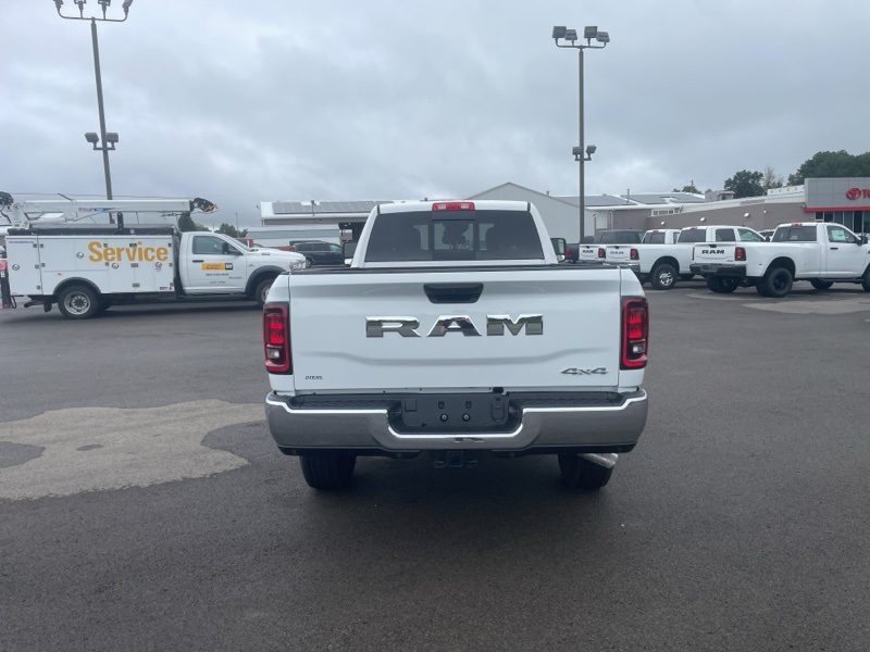2026 Ram 3500 Tradesman photo 4