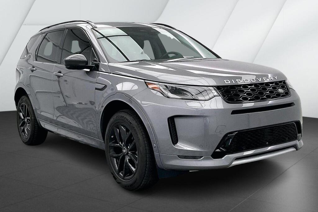 2024 Land Rover Discovery Sport S photo 2