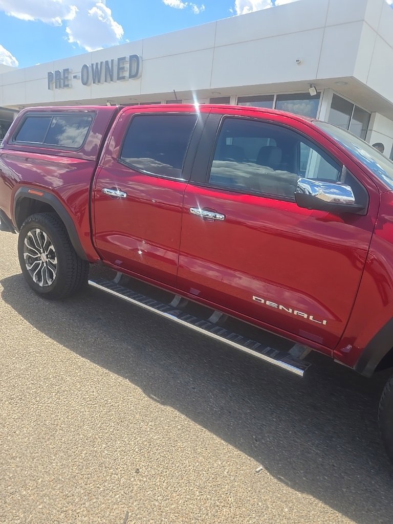 2024 Gmc Canyon Denali photo 2