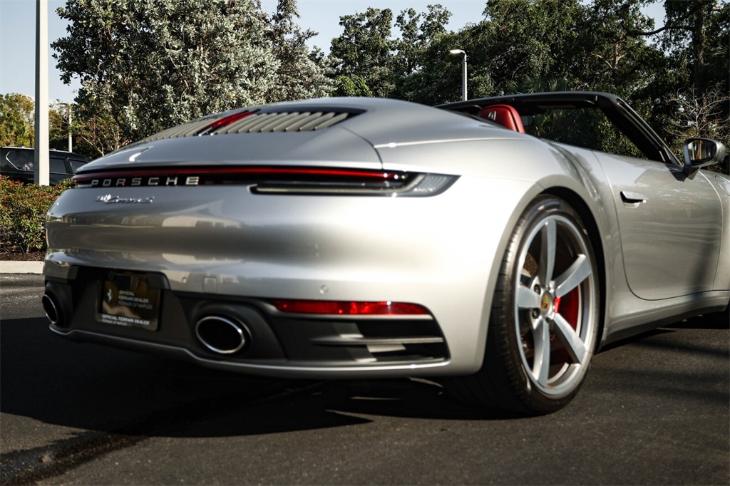 Used 2021 GT Silver Metallic Porsche Carrera S image 15