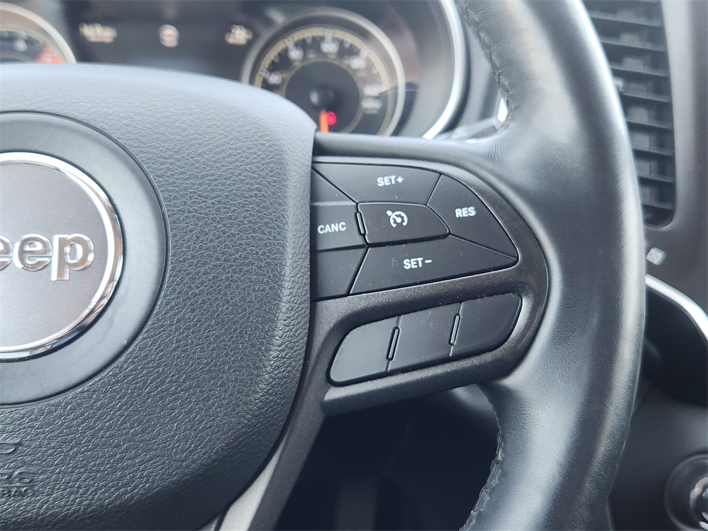2019 Jeep Cherokee Trailhawk photo 10
