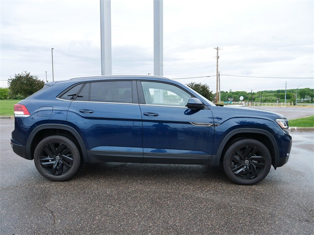 2022 Volkswagen Atlas Cross Sport V6 SE Technology photo 8