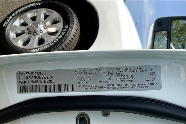 2025 Ram 2500 Laramie photo 13