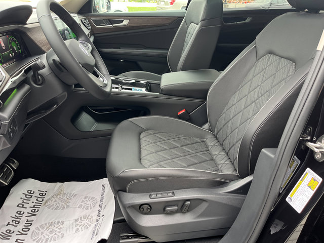 2025 Volkswagen Atlas SEL Premium R-Line photo 27