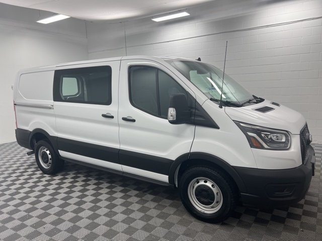 2024 Ford Transit Cargo Van photo 4
