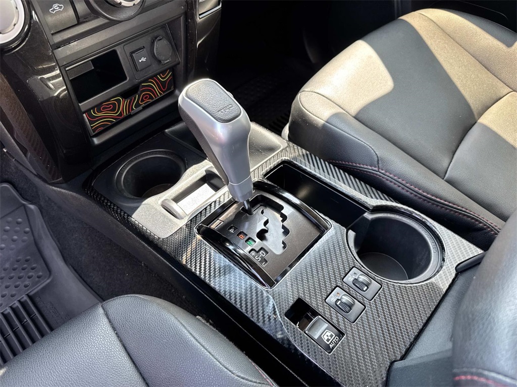 2022 Toyota 4Runner TRD Off-Road Premium photo 26