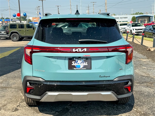 2026 Kia Seltos EX photo 5
