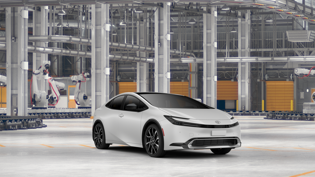 2026 Toyota Prius Plug-in Hybrid XSE Premium photo 15