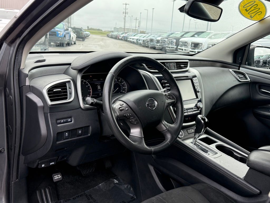2020 Nissan Murano SV photo 3