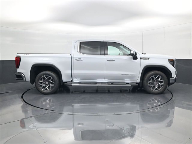 2026 Gmc Sierra 1500 SLT photo 2